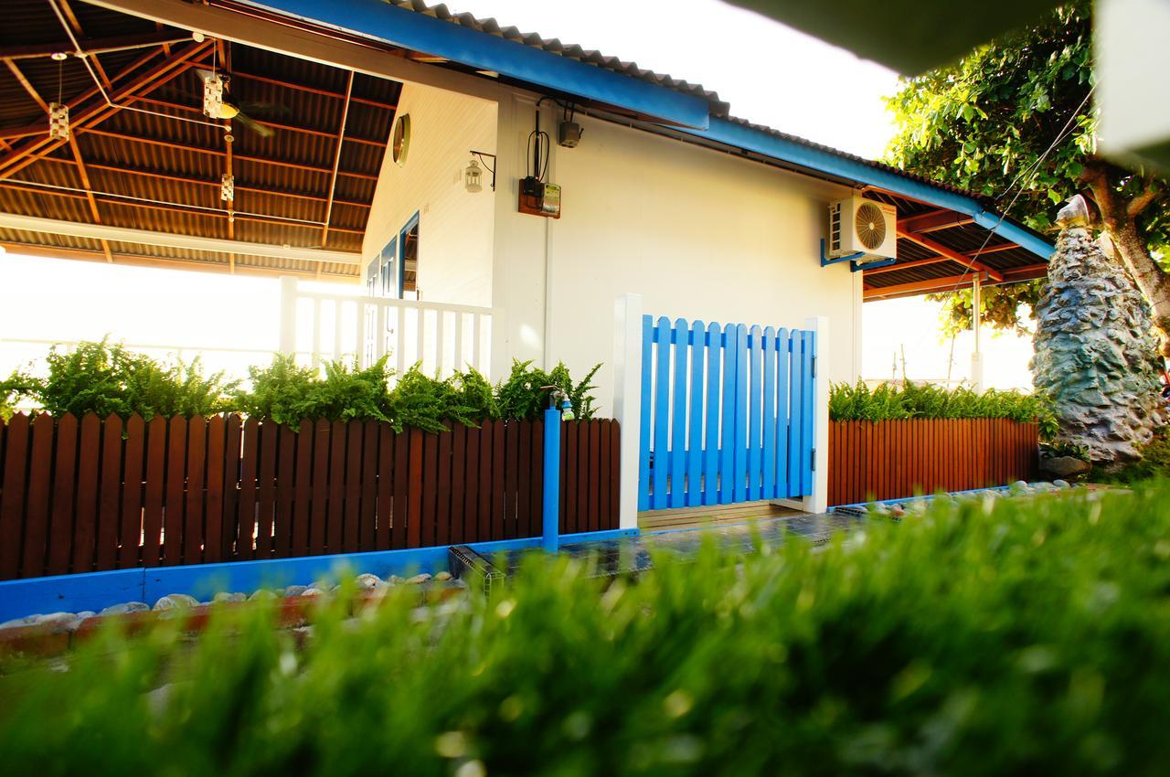 X Rector Finest Hotel Kampung Genting Bagian luar foto