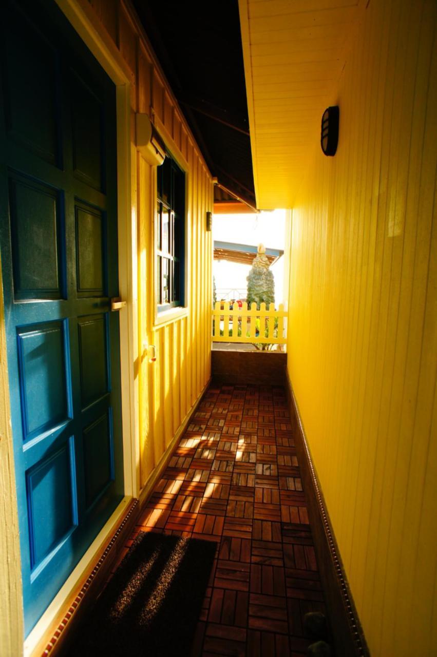X Rector Finest Hotel Kampung Genting Bagian luar foto